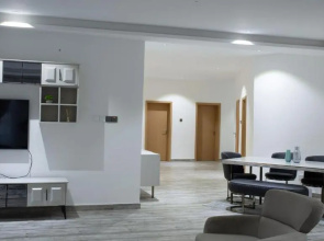 1125 City Apartment
