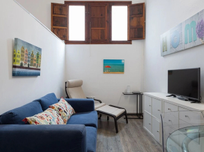 Arucas Car-loft