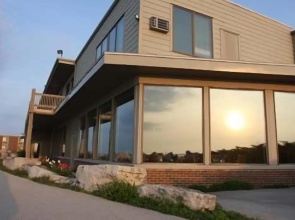 Lighthouse Inn
