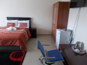 Shema Guest Lodge