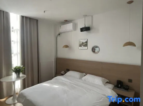 Yuanjia Homestay (Luoyang Yingtianmen Mingtang Scenic Area)