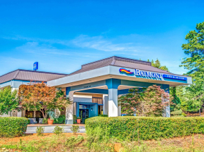 Baymont by Wyndham McDonough