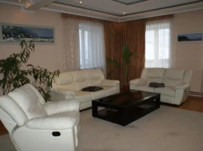 Malina Guest House