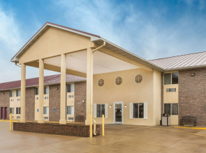 Baymont by Wyndham Bowling Green