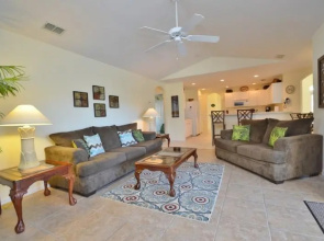 766 Dolcetto Drive 4 Bedrooms, 3 Bathrooms