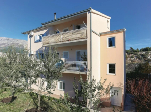 Nice Home in Solin With Wifi and 2 Bedrooms