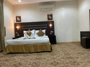 Rest Night Serviced Apartments - AL Nafal