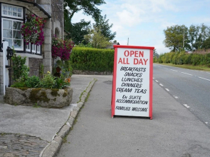 The Fox & Hounds Hotel