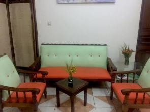 Tana-Jacaranda - Hostel