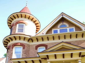 Bed & Breakfast On Broadway