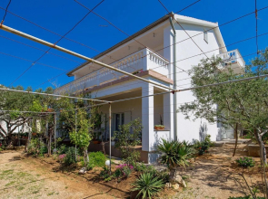 Awesome Apartment in Barbat-rab With 3 Bedrooms and Wifi