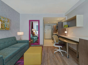 Home2 Suites by Hilton West Palm Beach Airport, FL