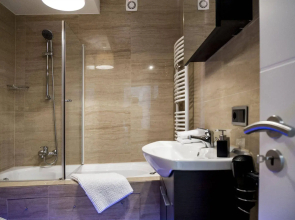 The Queen Luxury Apartments - Villa Marilyn