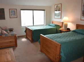 Seven Springs Sunridge 1BR Loft Standard Condo by RedAwning