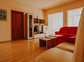 Noćko-Sobe i apartmani