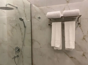 Temandra Hotel