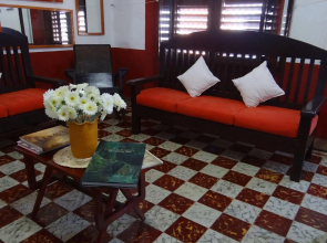 Casa de Zari B&B