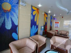 乐客99精品连锁酒店(沙河人民大街店)