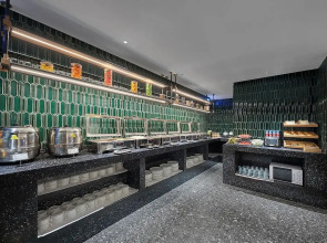 Lan Wan International Hotel