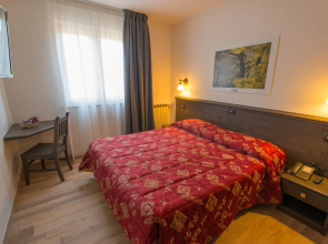 Hotel Iris