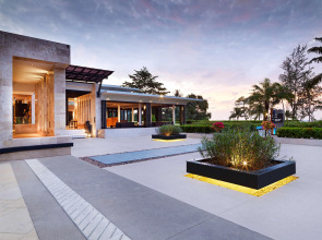 Hyatt Regency Phuket Resort