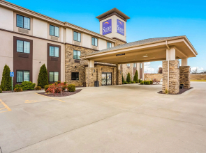 Sleep Inn & Suites Hannibal West