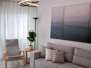 Procy 103 Sea View Apartment Ideal for Long or Short Stays