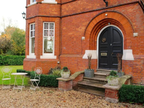 Little Redlands B&B