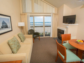 Schooner's Cove Inn