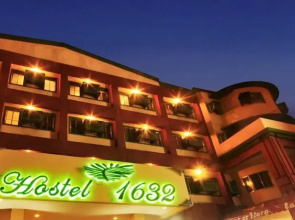 Hostel 1632