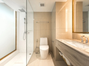 A-One The Royal Cruise Hotel Pattaya