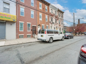 Philadelphia Gem: Walk to Temple University