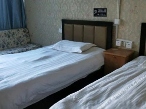 Huating Hostel