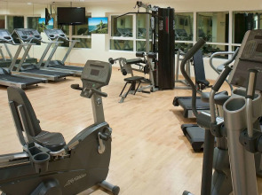 Sunday Hotel Holiday International Dubai