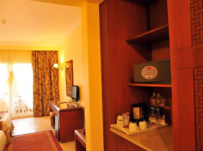 Sea Beach Aqua Park Resort