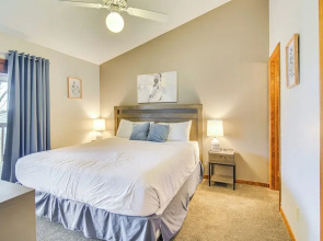 Family-friendly Condo: 1 Mi to Silver Dollar City!