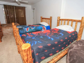 A Jack and Tens Resort