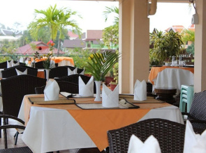 Siem Reap Riverside Hotel