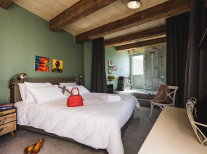 Talbot and Bons Boutique Bed & Breakfast