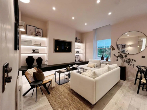 Luxury 2 Bedroom Flat in Central Todmorden
