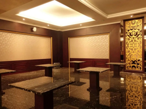 The Grantage Hotel & Sky Lounge