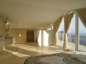 Villa Falcon Exclusive by Akdenizvillam