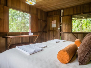 Hakuna Matata Lodge
