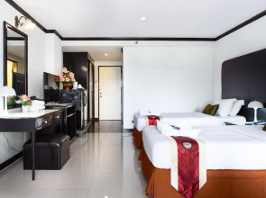 Town In Town Garden Resort