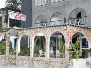Le Village Hotel