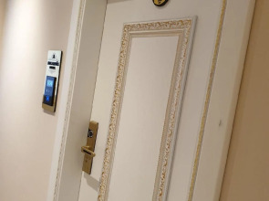 Atlantis Royal Hotel