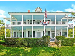 The Sautee Inn Bed & Breakfast