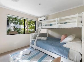 4 Domani Large Townhouse with Ocean Views