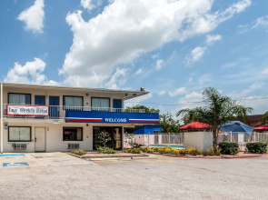 Motel 6 Victoria, TX