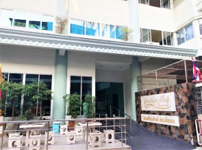 Thip Condotel Jomtien Studio Apartment on soi 7